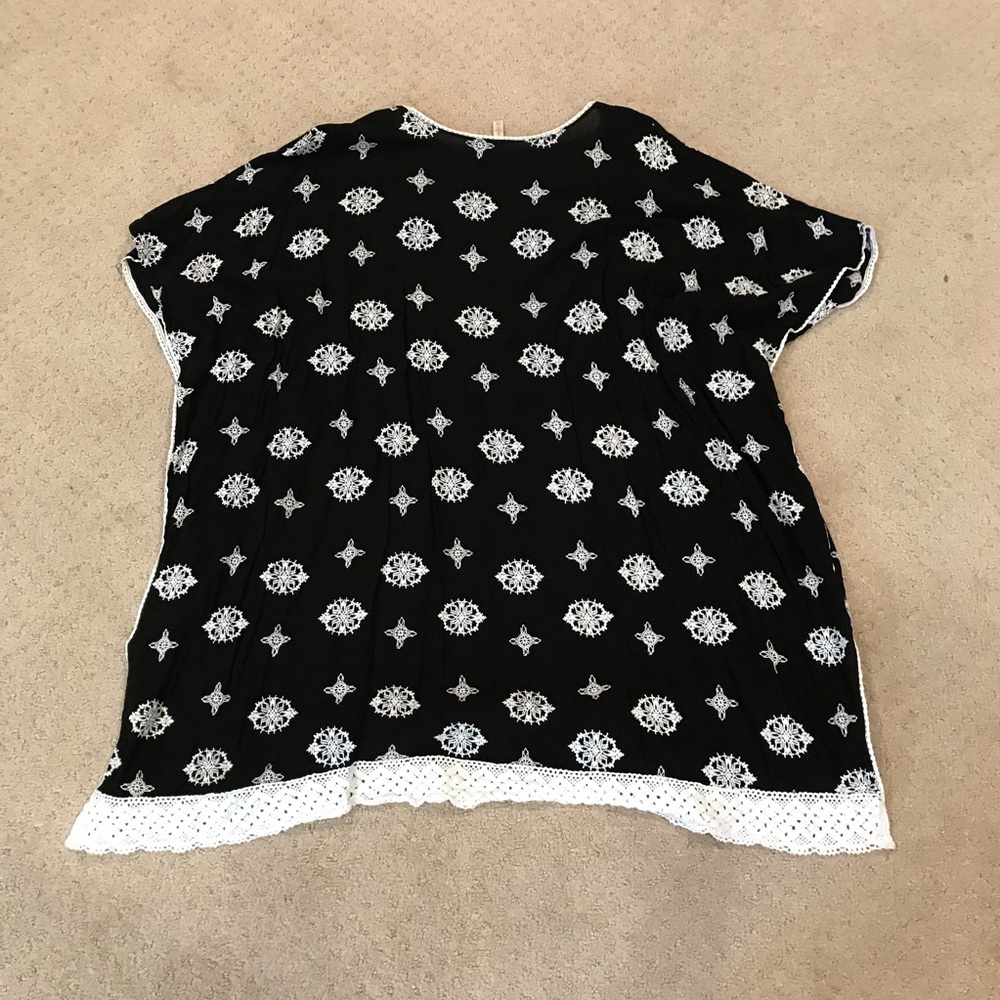 Helen Jon Black Embroidered Swimsuit Coverup Large - Picture 6 of 6
